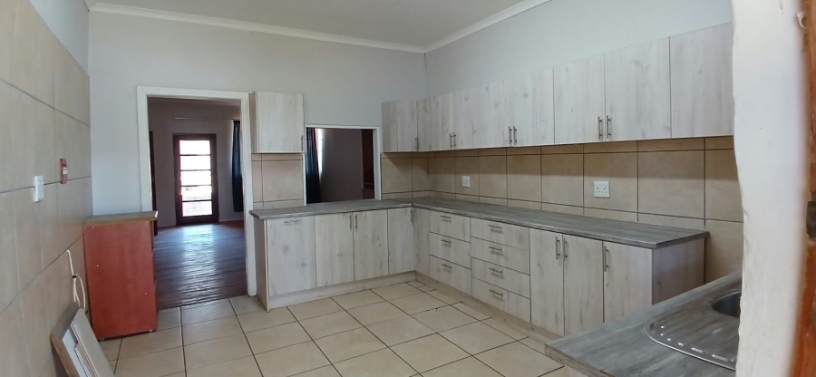 To Let 3 Bedroom Property for Rent in Bethlehem Rural Free State